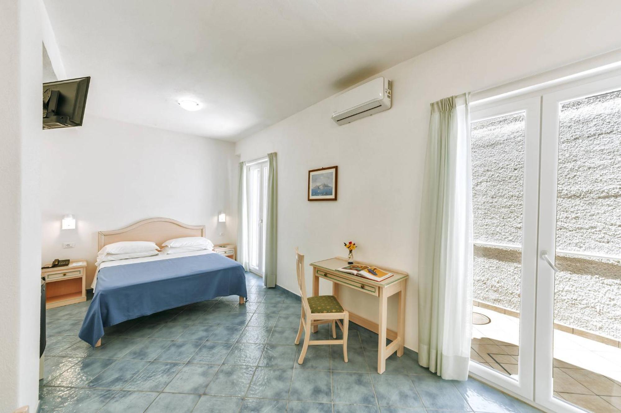 Hotel Villa D'Orta Ischia Room photo